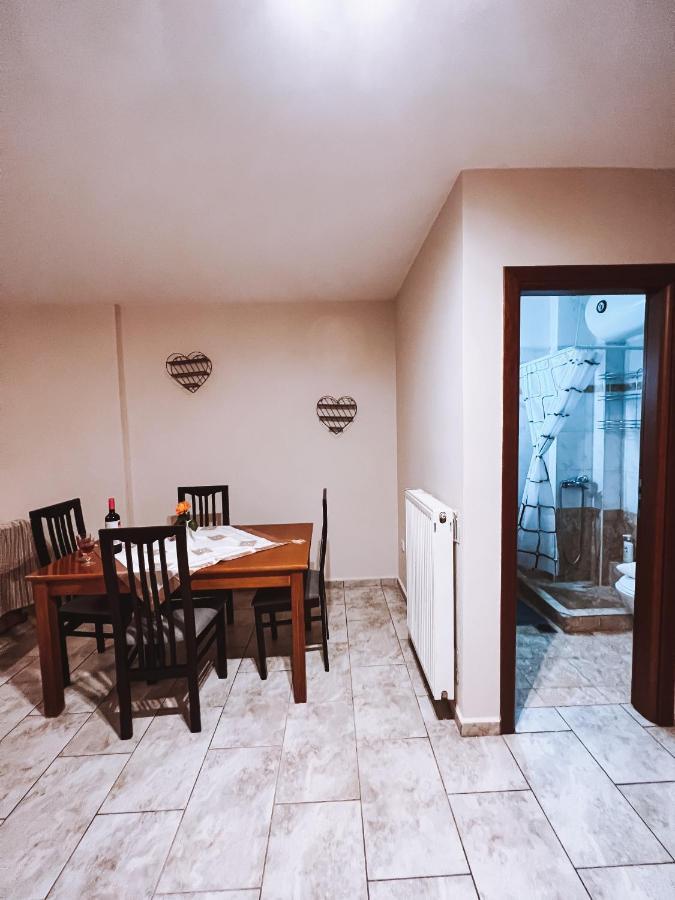 Picollino Apartment Xylokastro Exterior photo